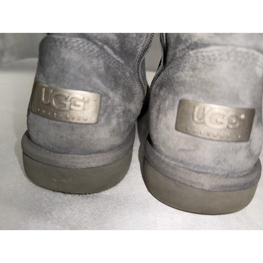 UGG Roslynn Grey Metallic Sz 8 Suede Zipper Boot W/Cream Sherpa Lining Midcalf - Picture 3 of 15